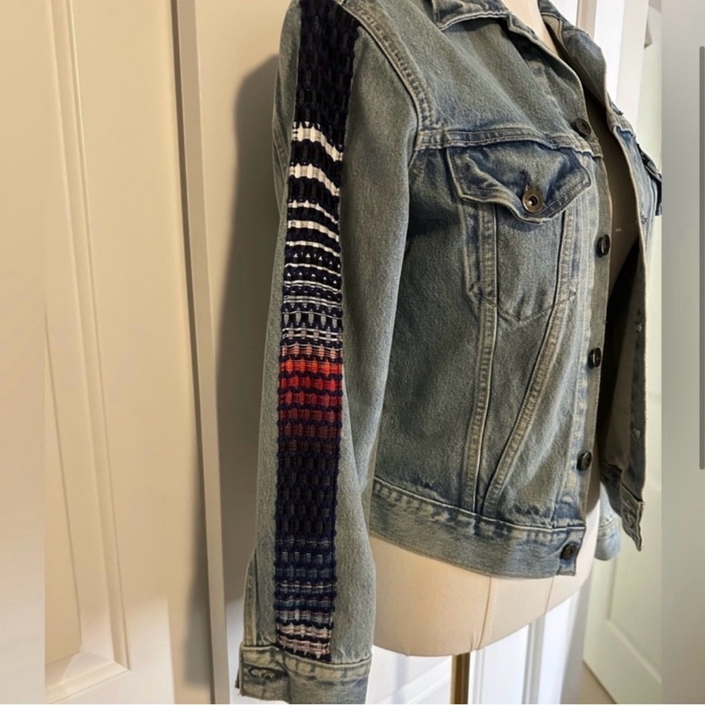 Levi’s Made & Crafted Embroidered Denim Trucker Jacket Small Western Boho - Picture 3 of 4